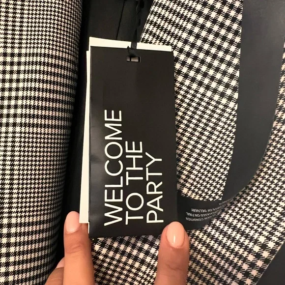 RETROFETE NWT Plaid Coat - Picture 4 of 5